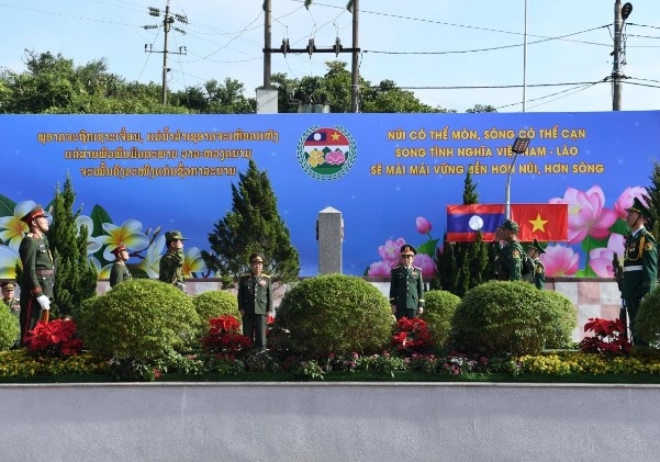 vietnam, laos promote border defence friendship exchange picture 7 vietnam, laos promote border defence friendship exchange picture 7