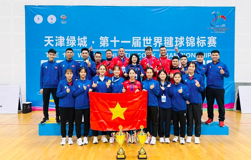 Vietnam wins first two gold medals at World Shuttlecock Championships