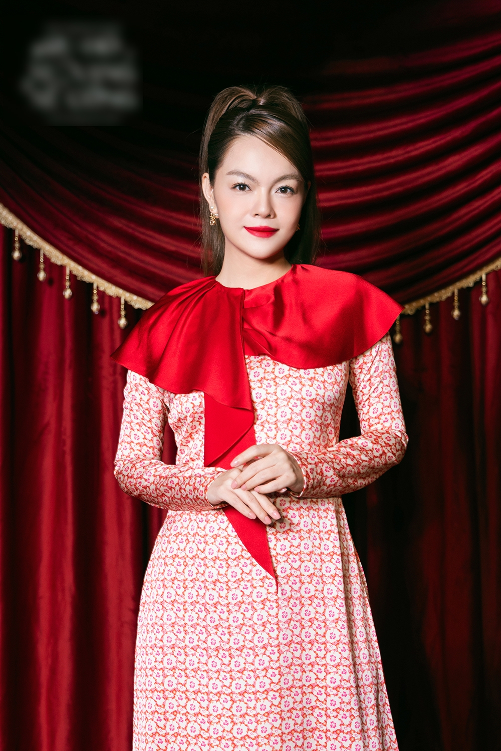 dàn giai nhân làng giải trí hội ngộ trong show thời trang tôn vinh văn hóa việt hình ảnh 4 dan giai nhan lang giai tri hoi ngo trong show thoi trang ton vinh van hoa viet hinh anh 4