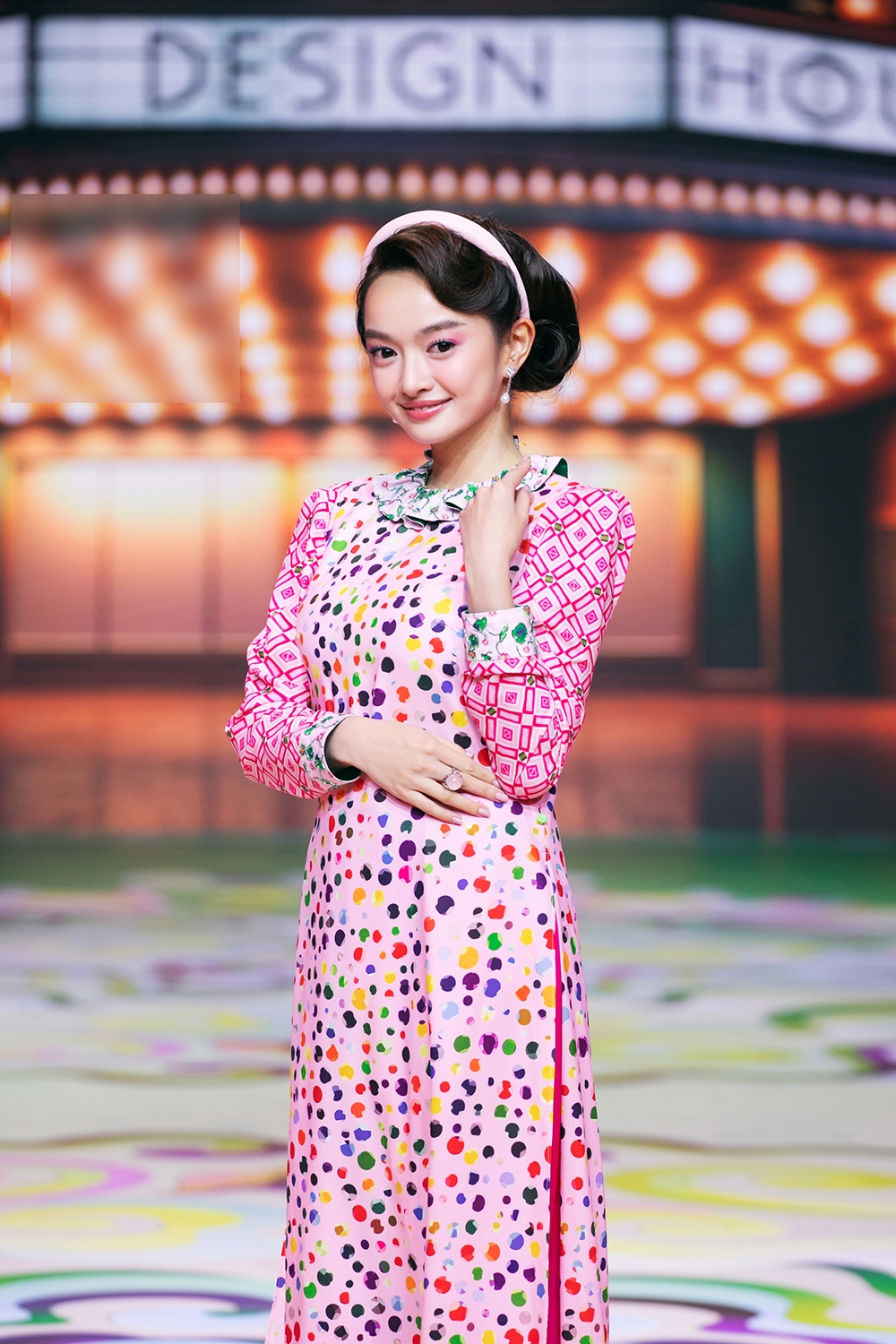 dàn giai nhân làng giải trí hội ngộ trong show thời trang tôn vinh văn hóa việt hình ảnh 6 dan giai nhan lang giai tri hoi ngo trong show thoi trang ton vinh van hoa viet hinh anh 6