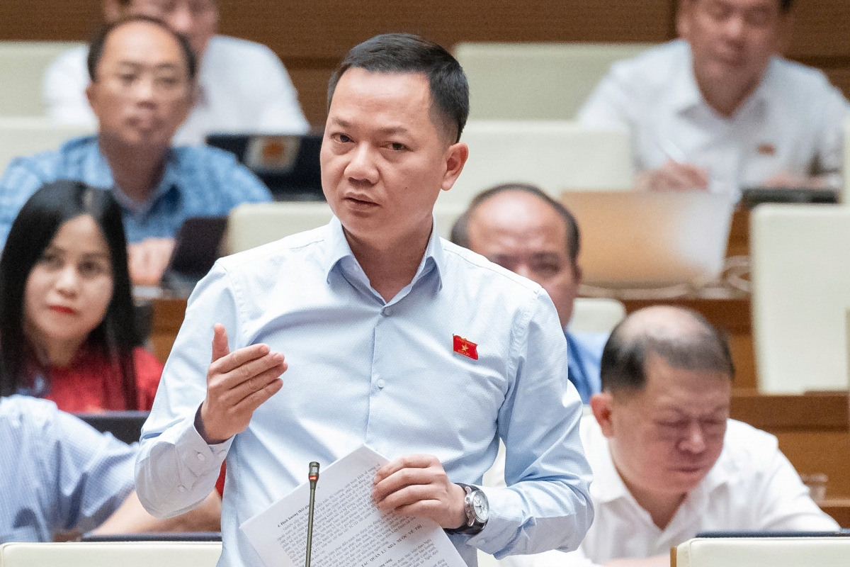 Đbqh cả thế giới đau đầu vì vàng, nhiều gia đình tìm mua nhẫn cưới cũng khó hình ảnh 3 Dbqh ca the gioi dau dau vi vang, nhieu gia dinh tim mua nhan cuoi cung kho hinh anh 3