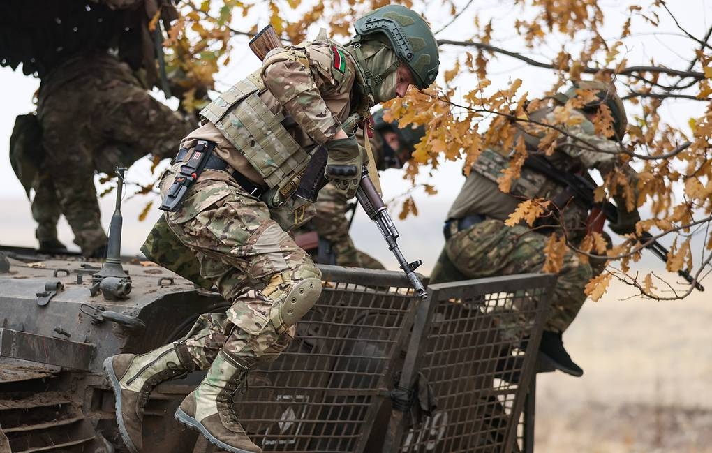 Nga luồn sâu đánh hiểm vào Donbass, Ukraine đối mặt “thảm họa chiến lược” ở Kursk