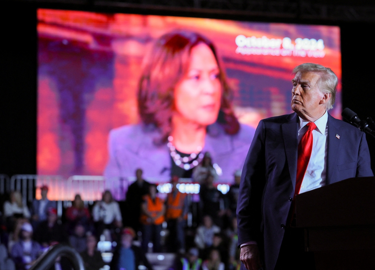 bức tranh trái ngược giữa ông trump và bà harris trước giờ g bầu cử mỹ hình ảnh 1 buc tranh trai nguoc giua ong trump va ba harris truoc gio g bau cu my hinh anh 1