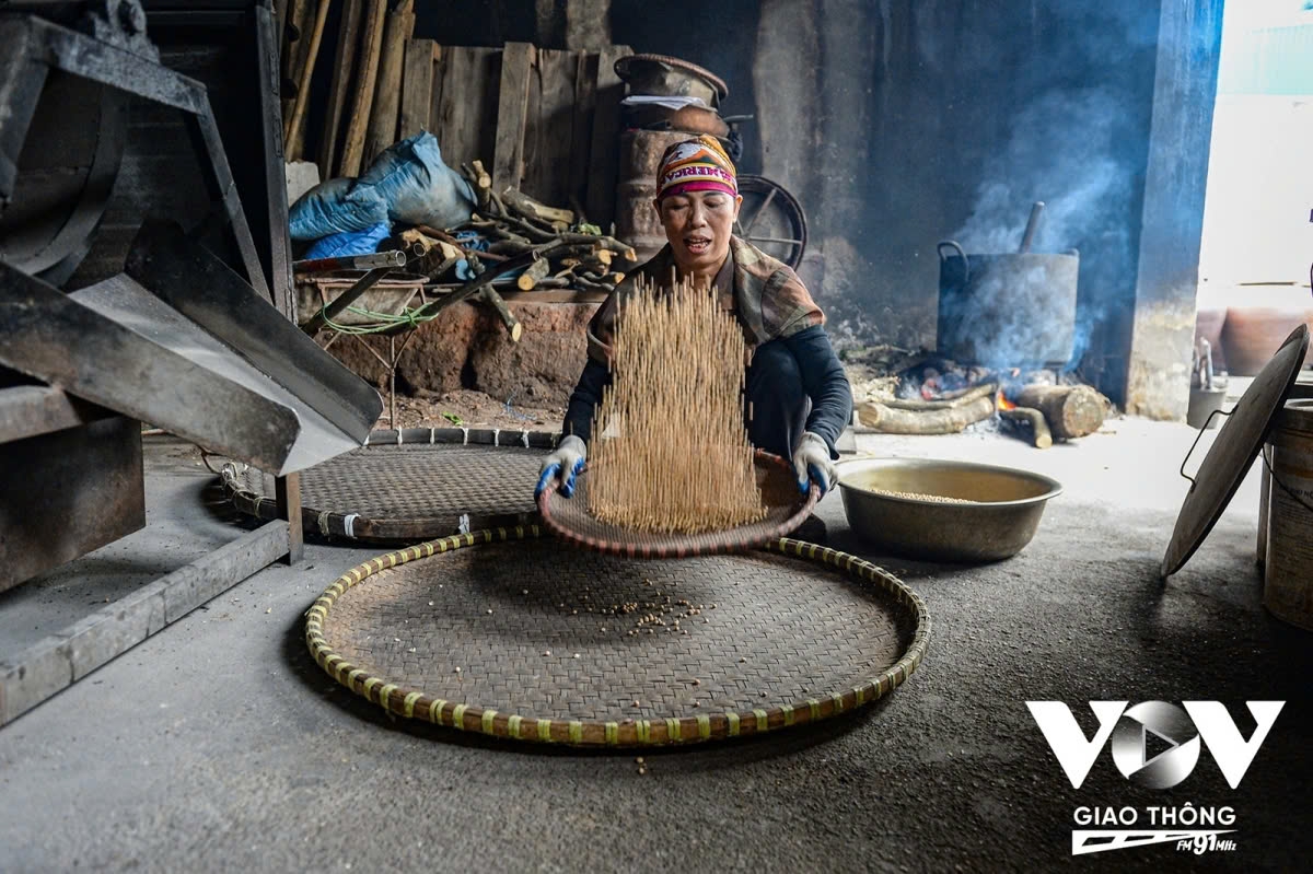 the making of fermented soybean paste in hung yen picture 3 the making of fermented soybean paste in hung yen picture 3