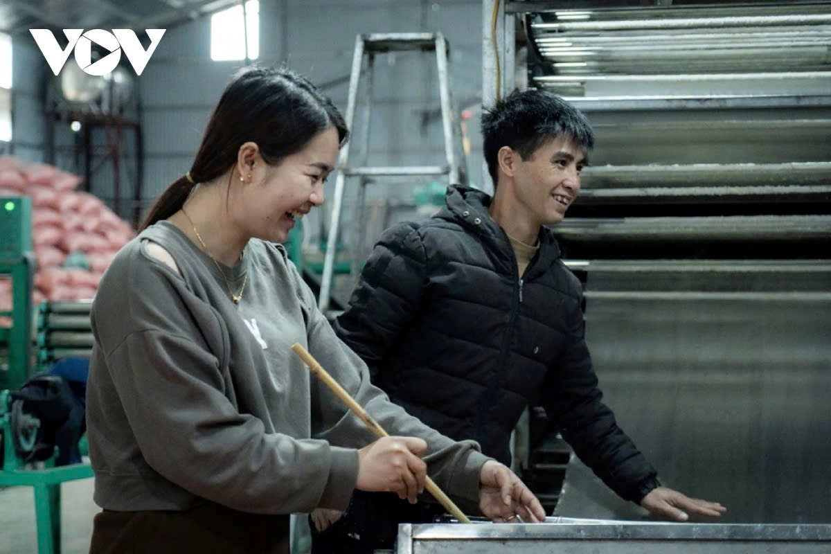 the craft of making vermicelli in lai chau picture 4 the craft of making vermicelli in lai chau picture 4