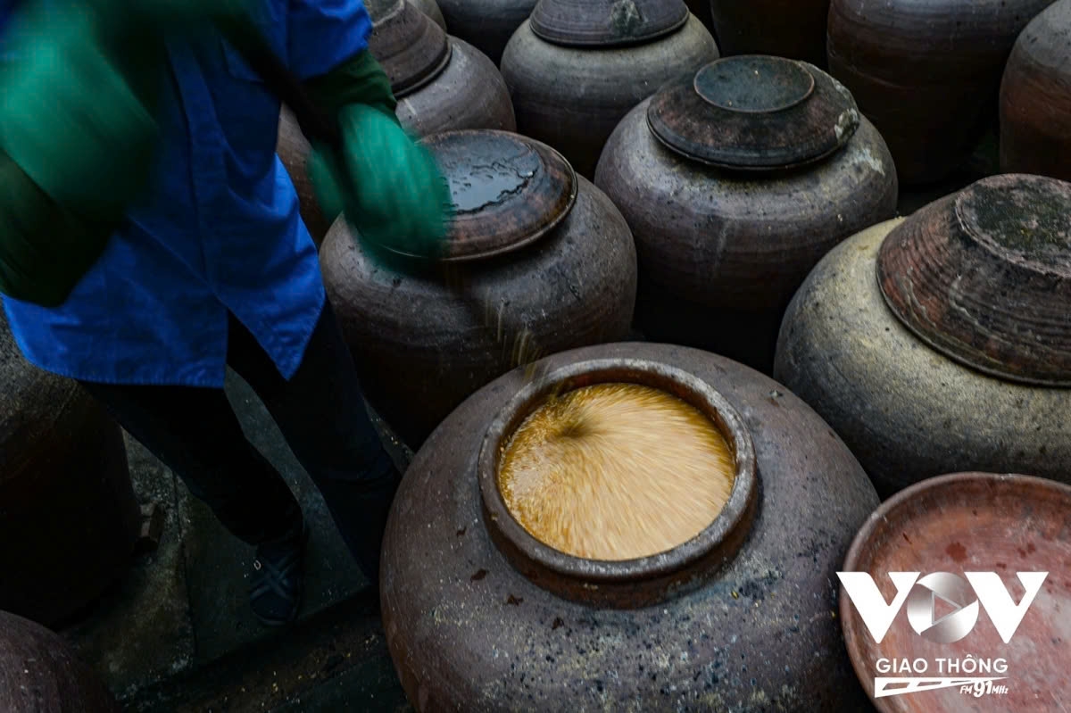 the making of fermented soybean paste in hung yen picture 8 the making of fermented soybean paste in hung yen picture 8