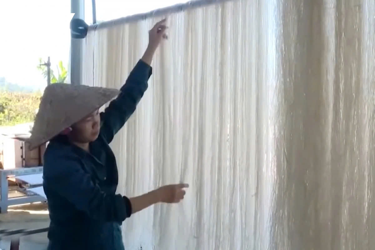 the craft of making vermicelli in lai chau picture 9 the craft of making vermicelli in lai chau picture 9