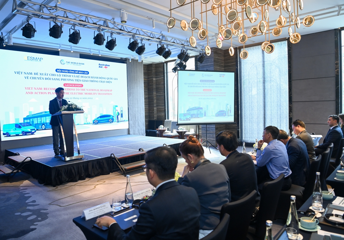 WB report recommends pathways for transitioning to electric mobility in Vietnam