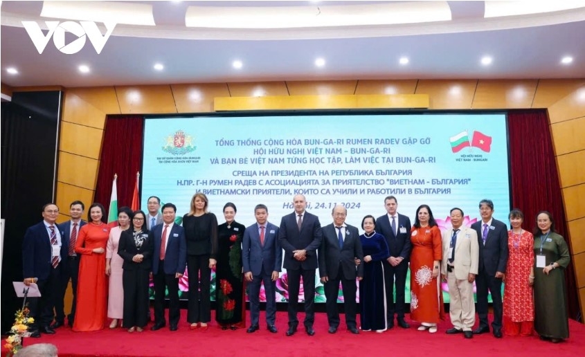 president rumen radev meets with vietnam - bulgaria friendship association picture 1