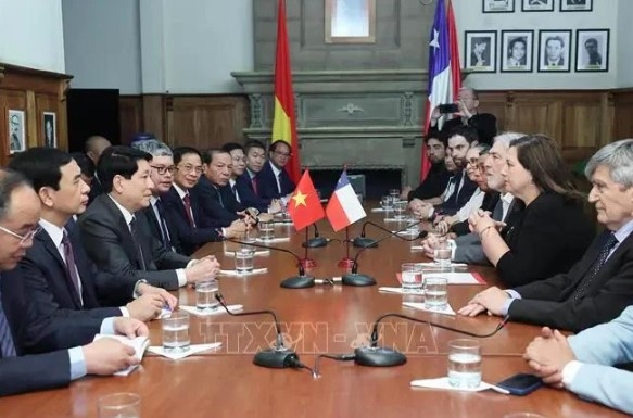 state president receives leader of socialist party of chile picture 1