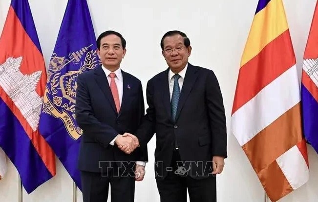 Vietnam, Cambodia promote effective, practical defence cooperation