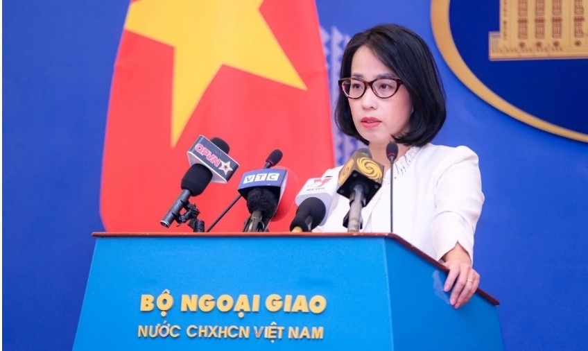 vietnam rejects information about tightening visas for foreigners picture 1