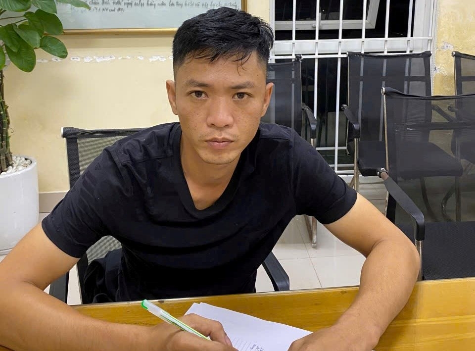 hải phòng dùng dao bầu gây thương tích cho người khác rồi bỏ trốn hình ảnh 1 hai phong dung dao bau gay thuong tich cho nguoi khac roi bo tron hinh anh 1