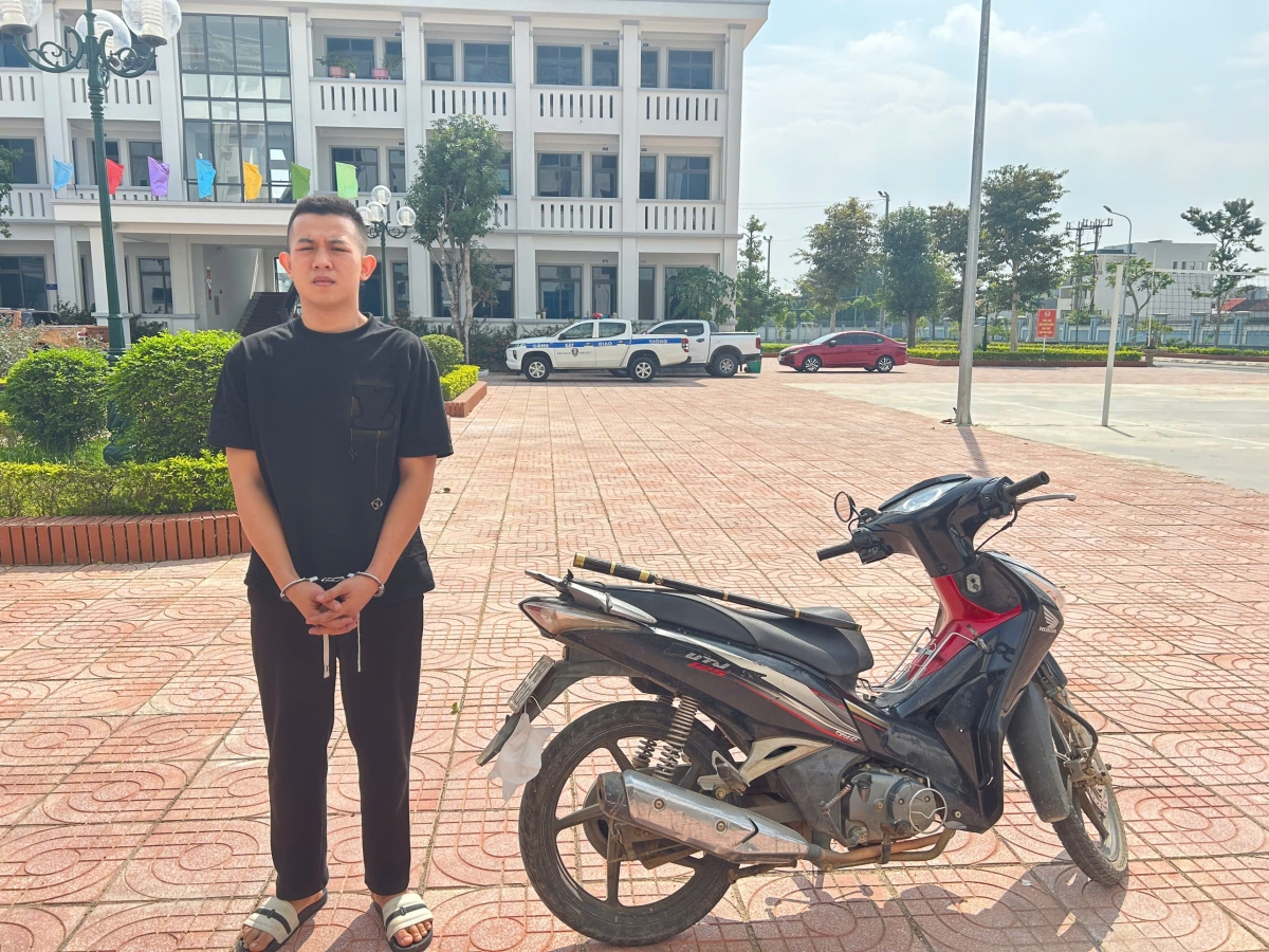 Bắt đối tượng cạy phá cây ATM lúc nửa đêm ở Nghệ An