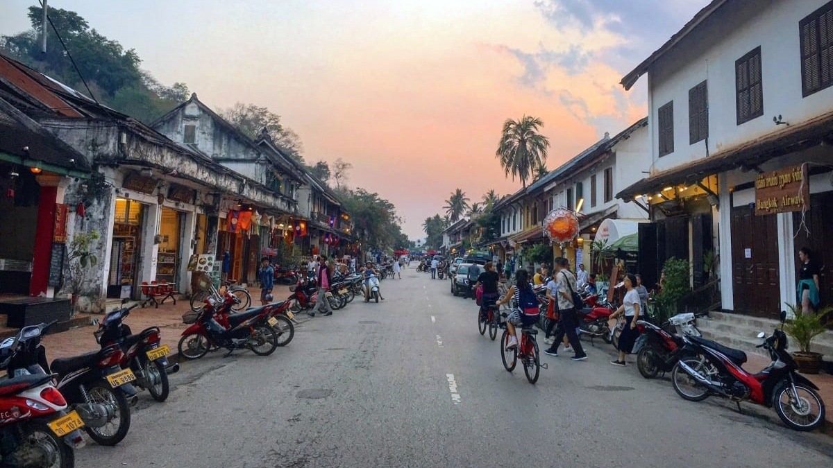 kham pha co do luang prabang qua tung buoc chay cua viettel marathon 2024 hinh anh 2