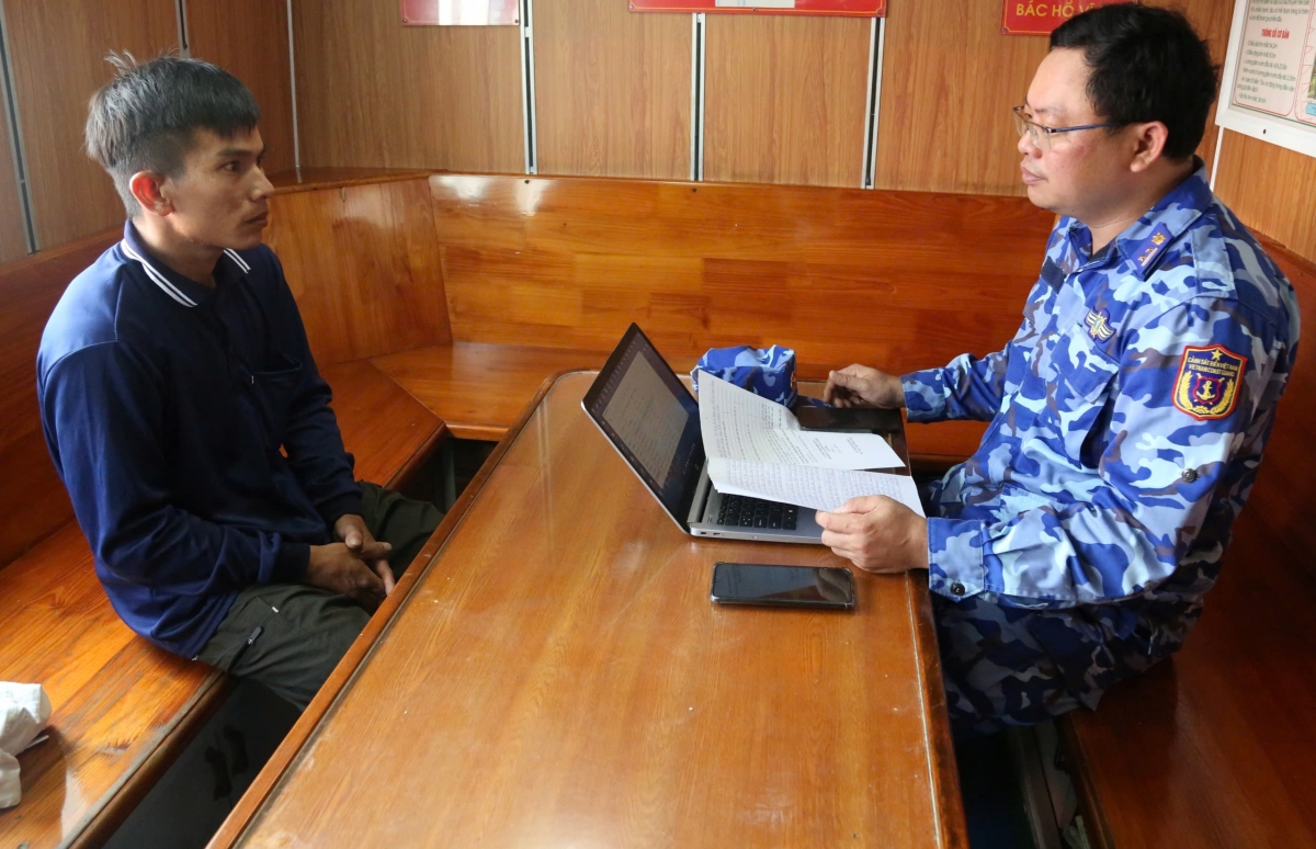 kiên giang cảnh sát biển bắt giữ 1 tàu vi phạm iuu hình ảnh 2 kien giang canh sat bien bat giu 1 tau vi pham iuu hinh anh 2