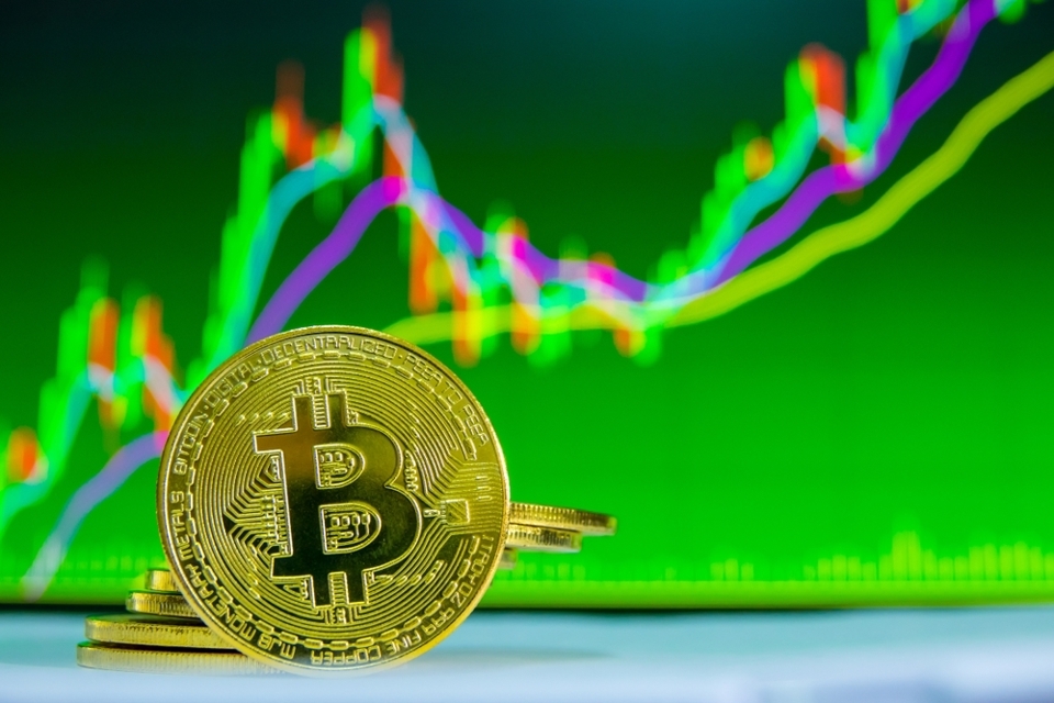 Bitcoin tăng cao nhất mọi thời đại, lên 81.000 USD