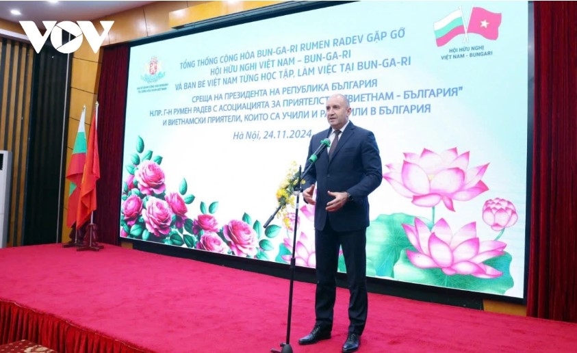 president rumen radev meets with vietnam - bulgaria friendship association picture 2