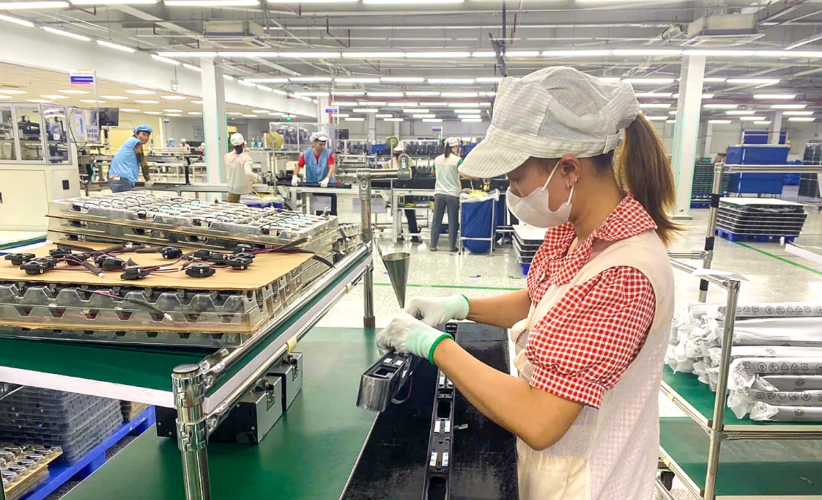 quảng ninh khôi phục sản xuất, kiên trì mục tiêu tăng trưởng cả năm 2 con số hình ảnh 1 quang ninh khoi phuc san xuat, kien tri muc tieu tang truong ca nam 2 con so hinh anh 1