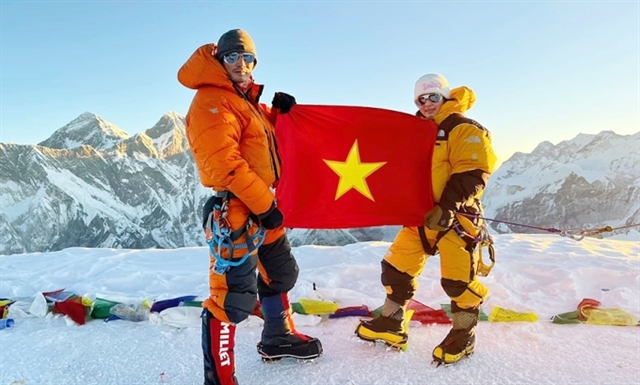 nguyen thanh binh, first vietnamese woman to conquer ama dablam picture 1