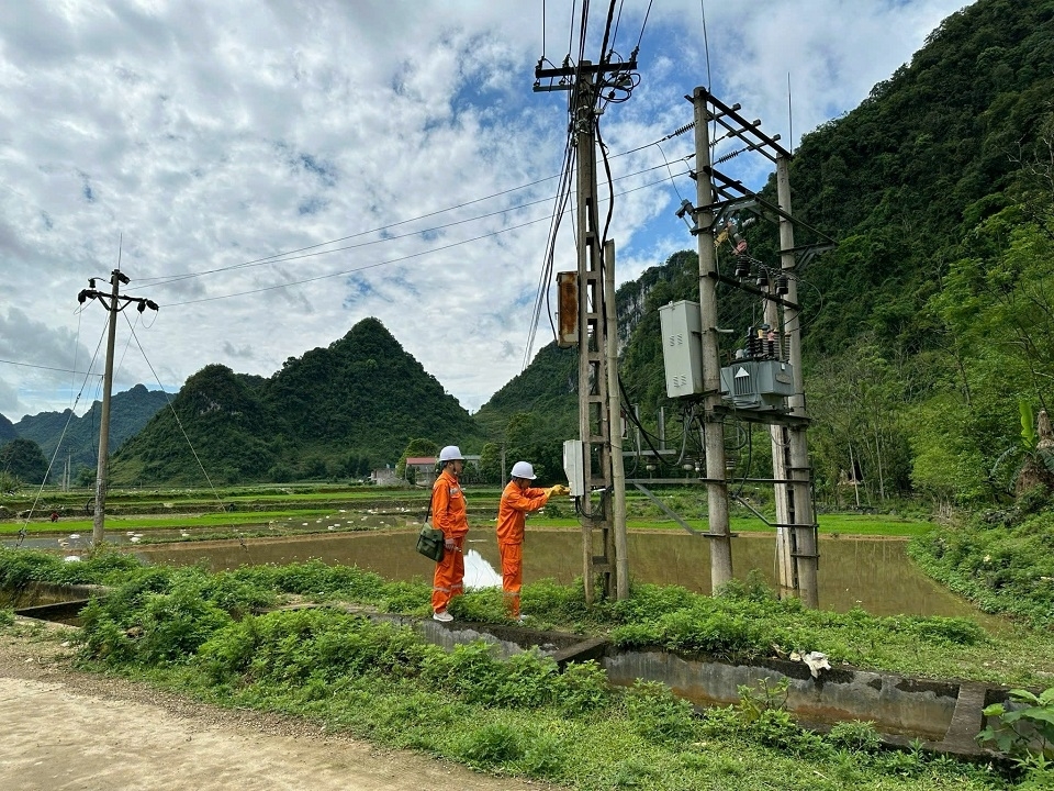 Điện thương phẩm tháng 10 2024 của evnnpc tăng gần 4 hình ảnh 4 Dien thuong pham thang 10 2024 cua evnnpc tang gan 4 hinh anh 4
