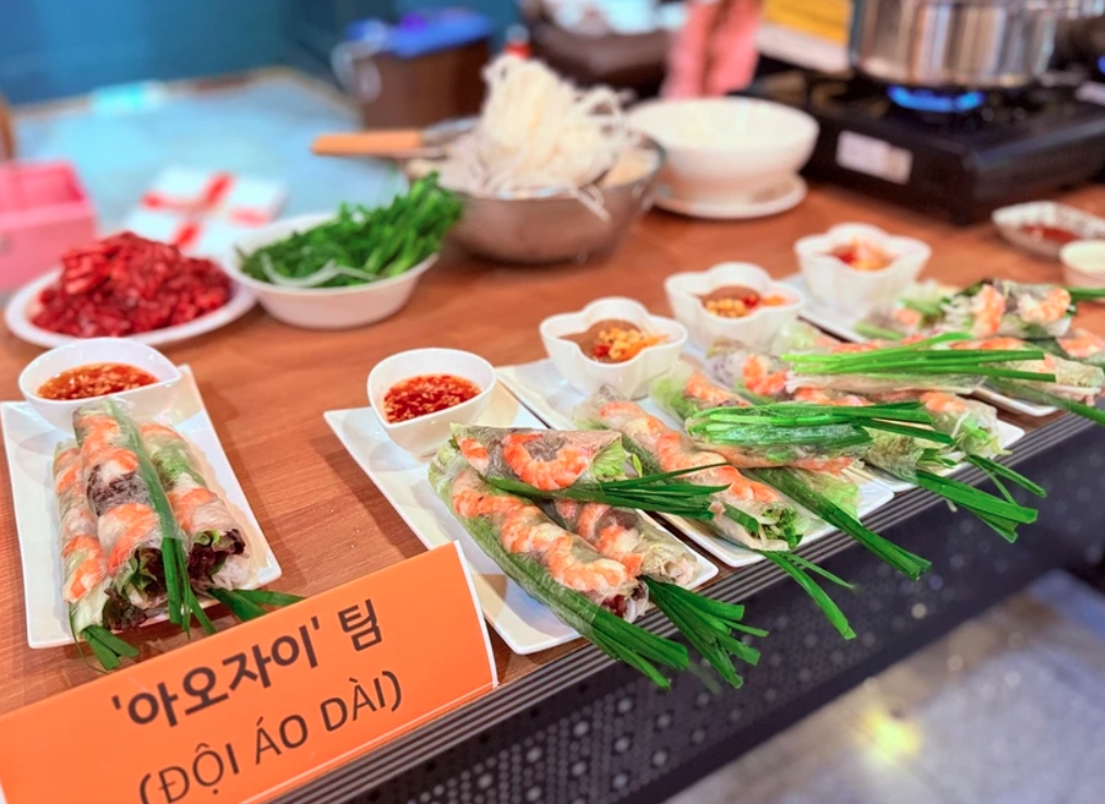 Cooking contest strengthens ties among Vietnamese expats in RoK