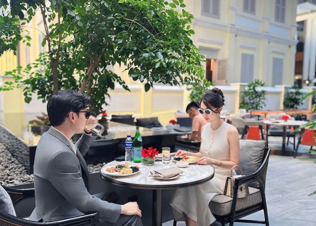 sao việt 8 11 Á hậu phương nhi lộ diện sau 9 tháng ở ẩn hình ảnh 4 sao viet 8 11 A hau phuong nhi lo dien sau 9 thang o an hinh anh 4