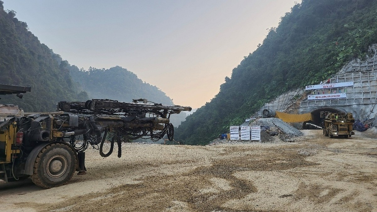 chạy đua tiến độ trên công trường Đồng Đăng - trà lĩnh hình ảnh 1 chay dua tien do tren cong truong Dong Dang - tra linh hinh anh 1