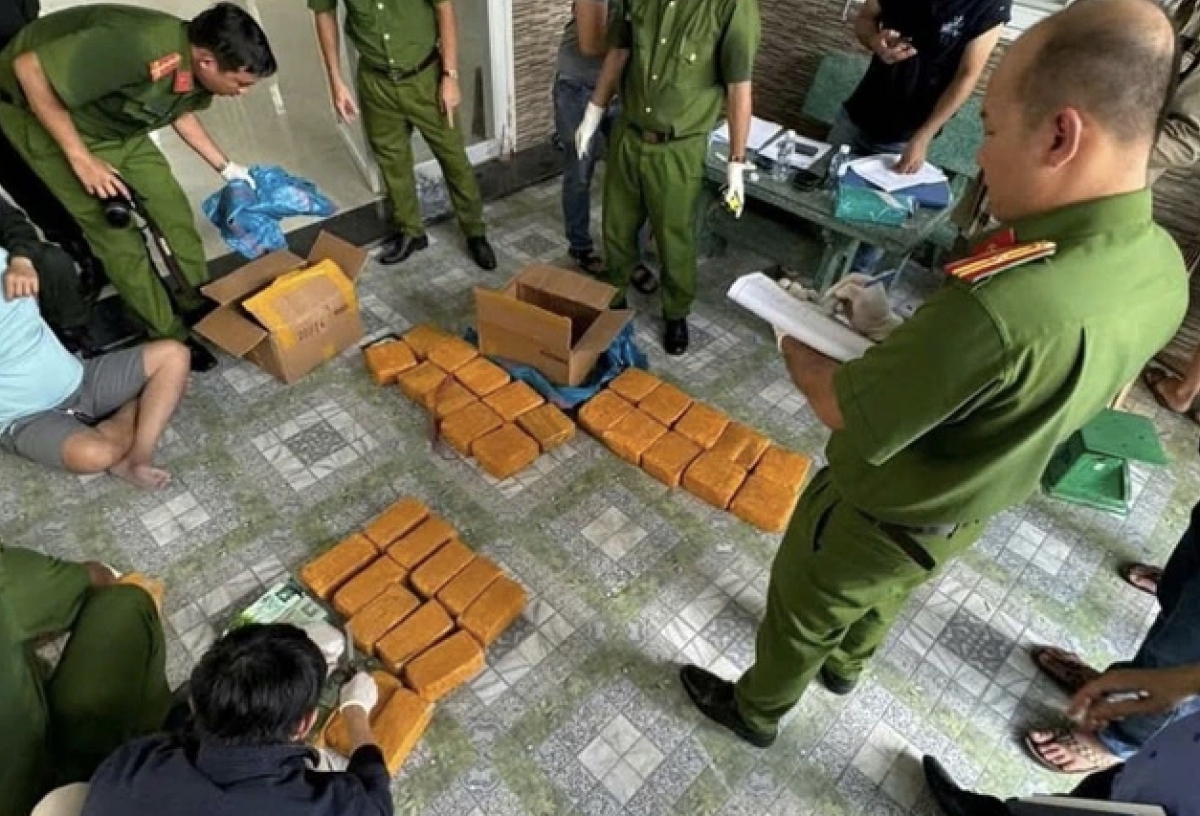 police bust cambodia-vietnam drug trafficking ring picture 1