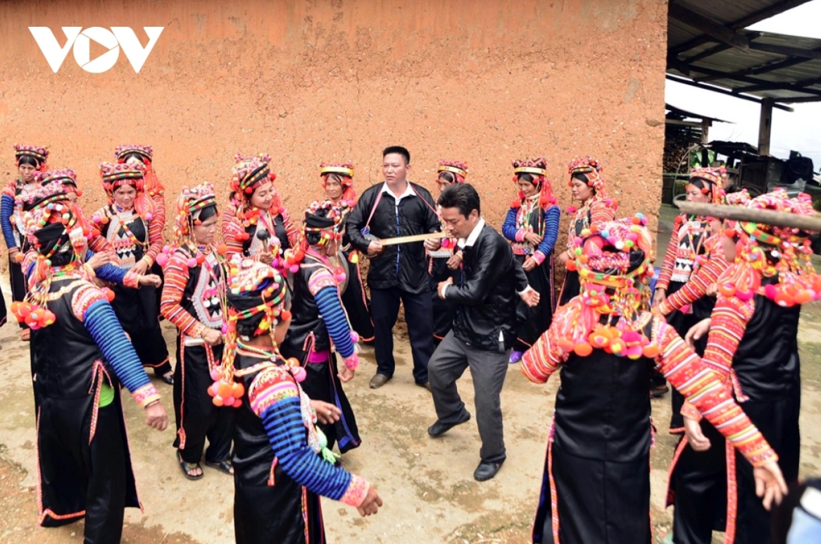 early new year celebrations of ha nhi ethnic people in northern region picture 1