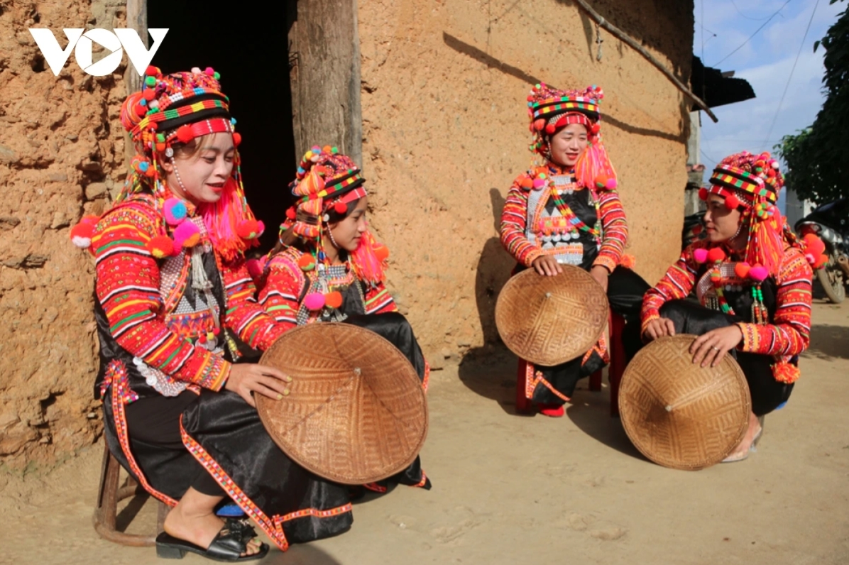 early new year celebrations of ha nhi ethnic people in northern region picture 10