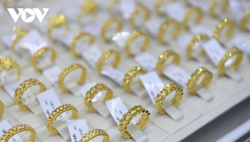 Gold prices continue to rise both globally and locally