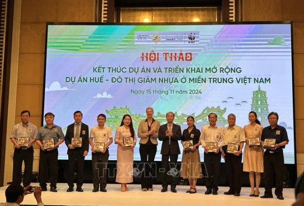 hue aims to become typical plastic-reducing city picture 1