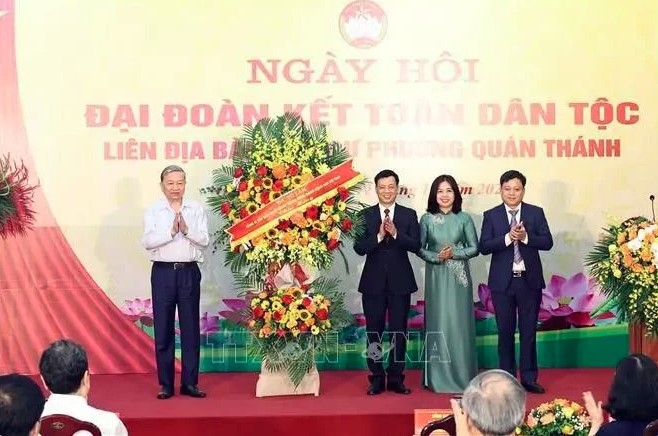 party leader attends great national solidarity festival in hanoi picture 1