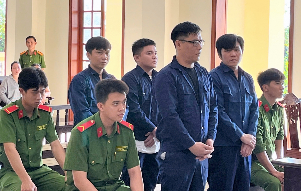 lĩnh án tù vì tội mua bán người dưới 16 tuổi hình ảnh 1 linh an tu vi toi mua ban nguoi duoi 16 tuoi hinh anh 1