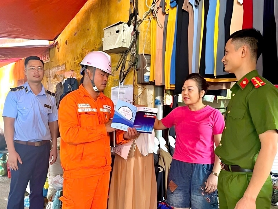 Điện thương phẩm tháng 10/2024 của EVNNPC tăng gần 4%