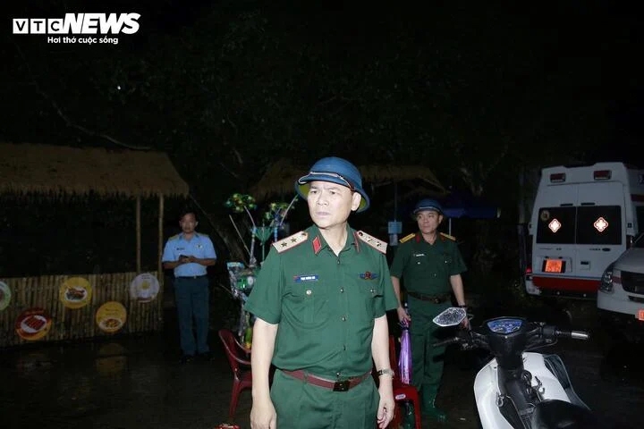 khẩn trương tìm kiếm hộp đen, xác định nguyên nhân máy bay rơi tại bình Định hình ảnh 3 khan truong tim kiem hop den, xac dinh nguyen nhan may bay roi tai binh Dinh hinh anh 3