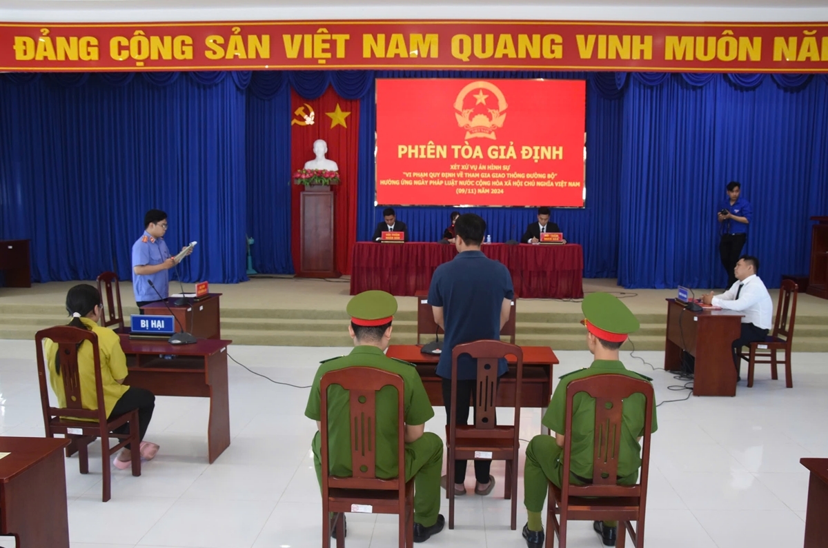 tổ chức phiên tòa giả định phổ biến pháp luật cho đoàn viên, thanh niên hình ảnh 1 to chuc phien toa gia dinh pho bien phap luat cho doan vien, thanh nien hinh anh 1