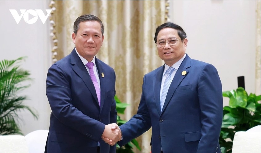 pm chinh meets with lao and cambodian counterparts in kunming picture 2 pm chinh meets with lao and cambodian counterparts in kunming picture 2