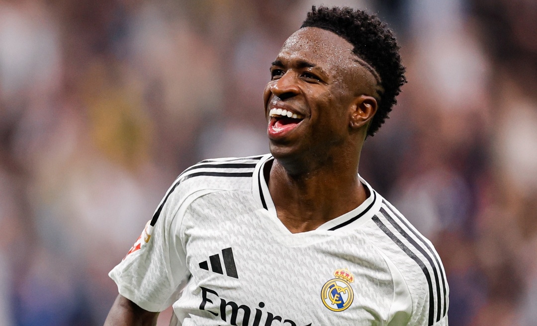 vinicius ghi hat-trick, real madrid thang huy diet osasuna hinh anh 1