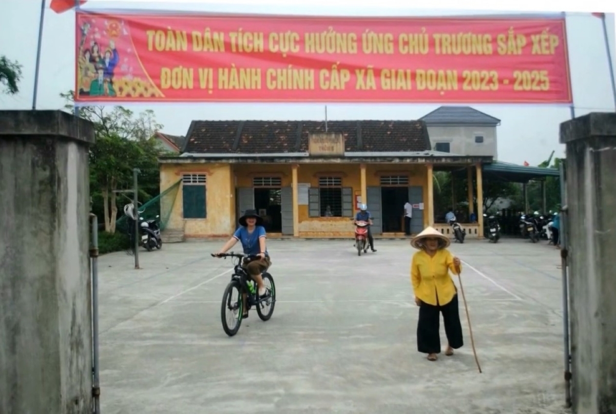 chế độ cho cán bộ dôi dư do sáp nhập xã ở tỉnh quảng bình sẽ tăng gấp đôi hình ảnh 1 che do cho can bo doi du do sap nhap xa o tinh quang binh se tang gap doi hinh anh 1