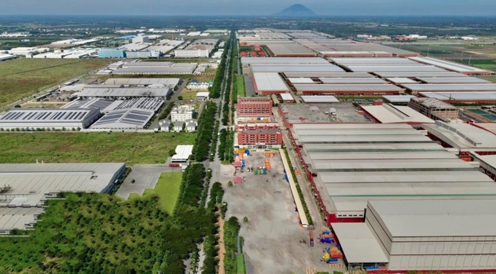 Thai packaging giant takes 30-year lease for largest ready-built factory in VN