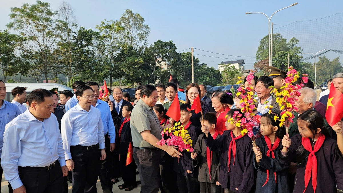 thu tuong du ngay hoi Dai doan ket toan dan toc tai tinh lang son hinh anh 2 thu tuong du ngay hoi Dai doan ket toan dan toc tai tinh lang son hinh anh 2