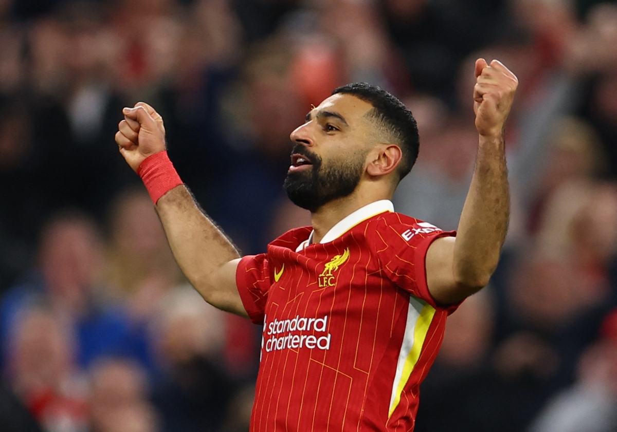 ket qua ngoai hang anh hom nay 2 11 salah toa sang, liverpool chiem ngoi dau hinh anh 1