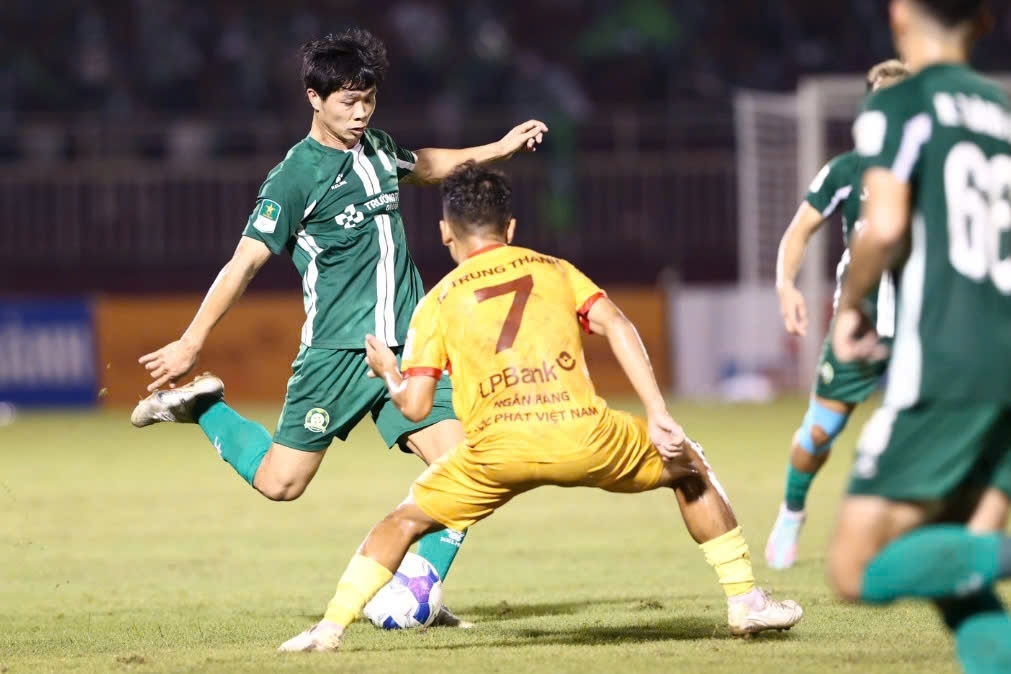 công phượng thăng hoa, bình phước thắng trận theo kịch bản không tưởng hình ảnh 4 cong phuong thang hoa, binh phuoc thang tran theo kich ban khong tuong hinh anh 4