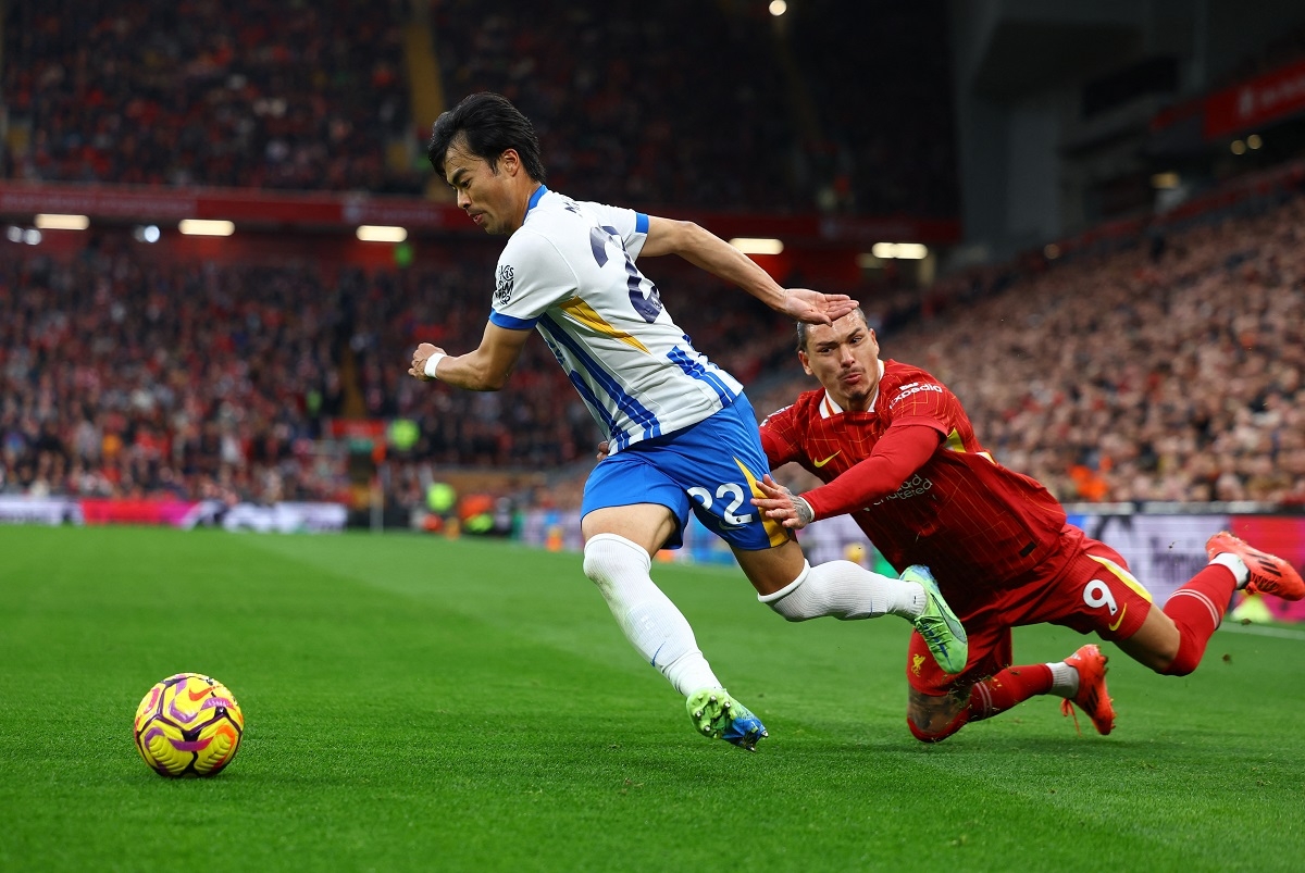 truc tiep liverpool 0-1 brighton khong the roi mat hinh anh 2