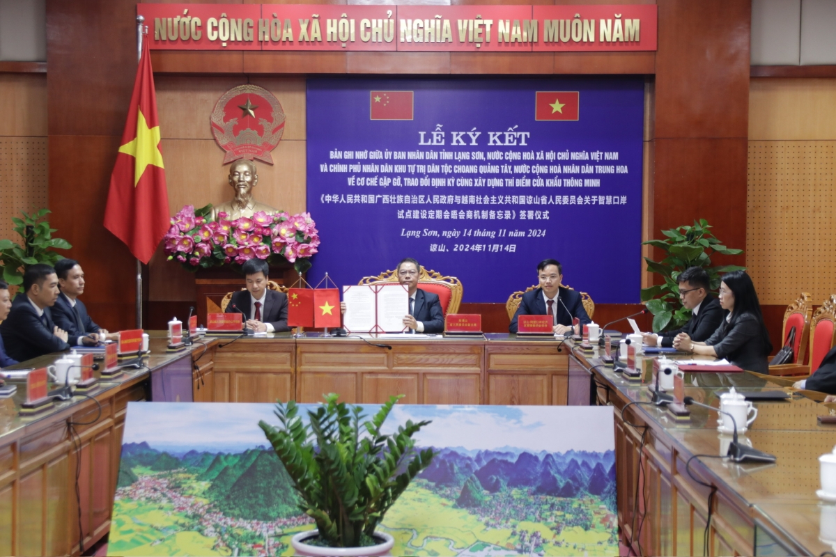 Lạng Sơn ký kết Bản ghi nhớ về xây dựng cửa khẩu thông minh