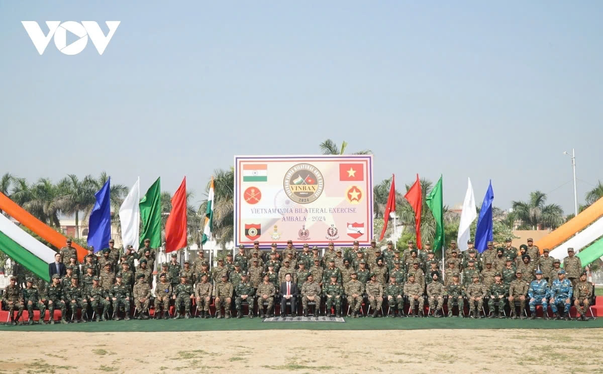 vietnam and india hold bilateral military exercise vinbax 2024 picture 2