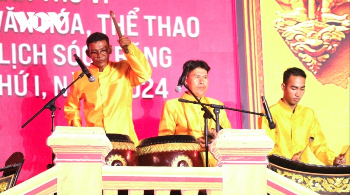 khmer five-tone musical performance sets vietnamese record picture 4