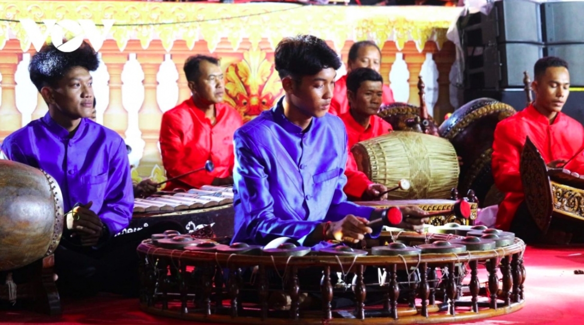 khmer five-tone musical performance sets vietnamese record picture 7